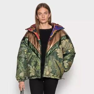 $350! FARM RIO GREEN COOL LEOPARD REVERSIBLE PUFFER JACKET SZ medium NWT!